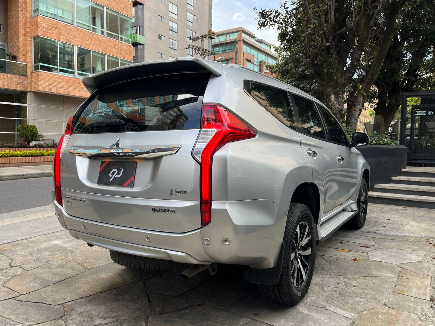 Mitsubishi Montero Modelo 2020