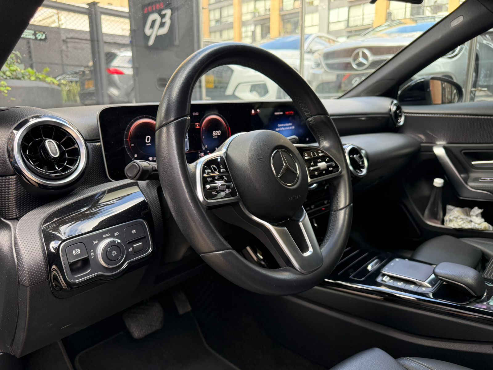 Mercedes-Benz A200 Hatchback Modelo 2020 - Autos 93