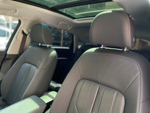 Cargar imagen en el visor de la galería, Audi E-Tron Sportback 55 Quattro Modelo 2022
