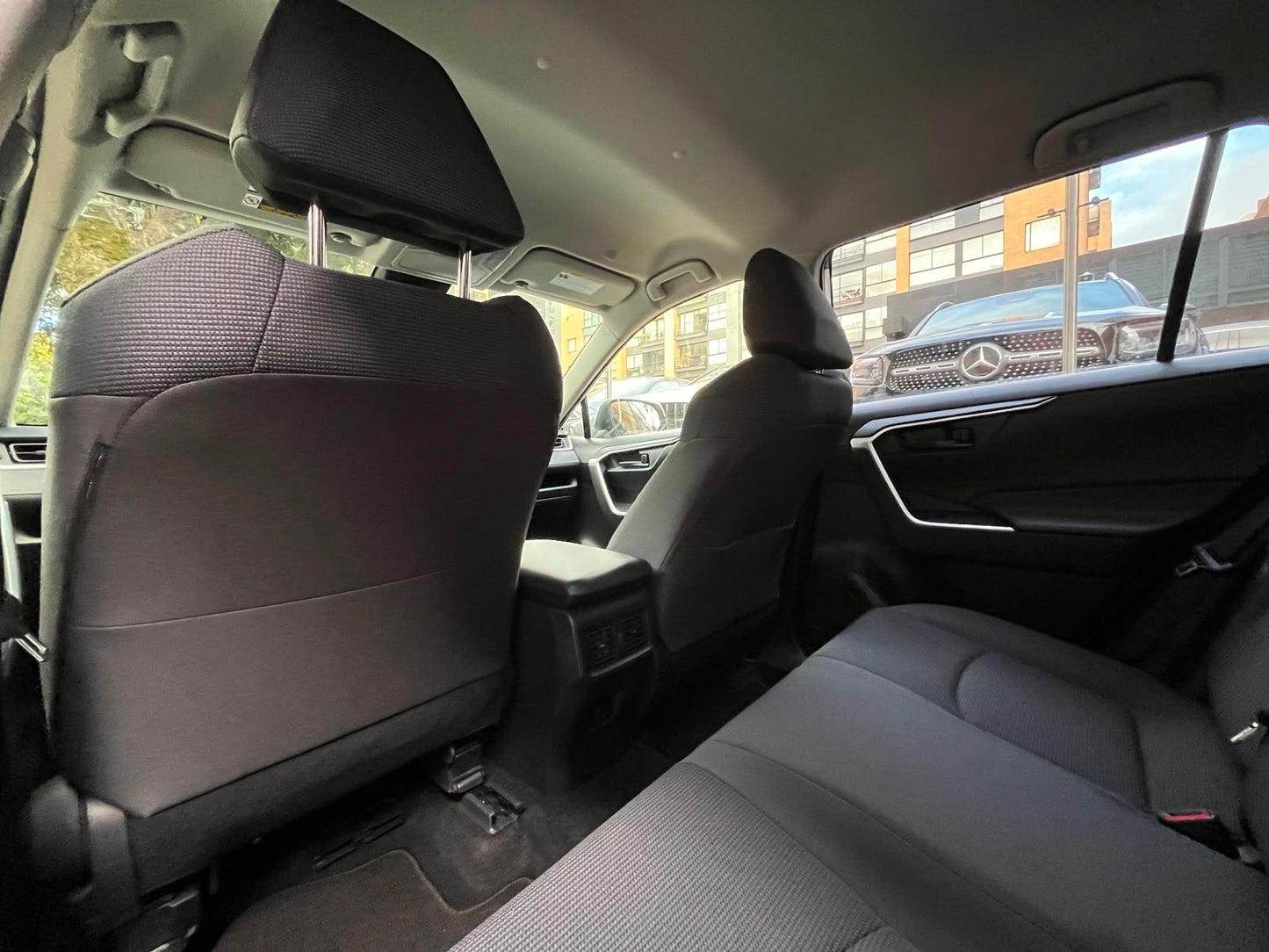 Toyota RAV4 LE Hybrid Modelo 2024