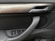 Cargar imagen en el visor de la galería, BMW X1 sDrive18I Modelo 2021
