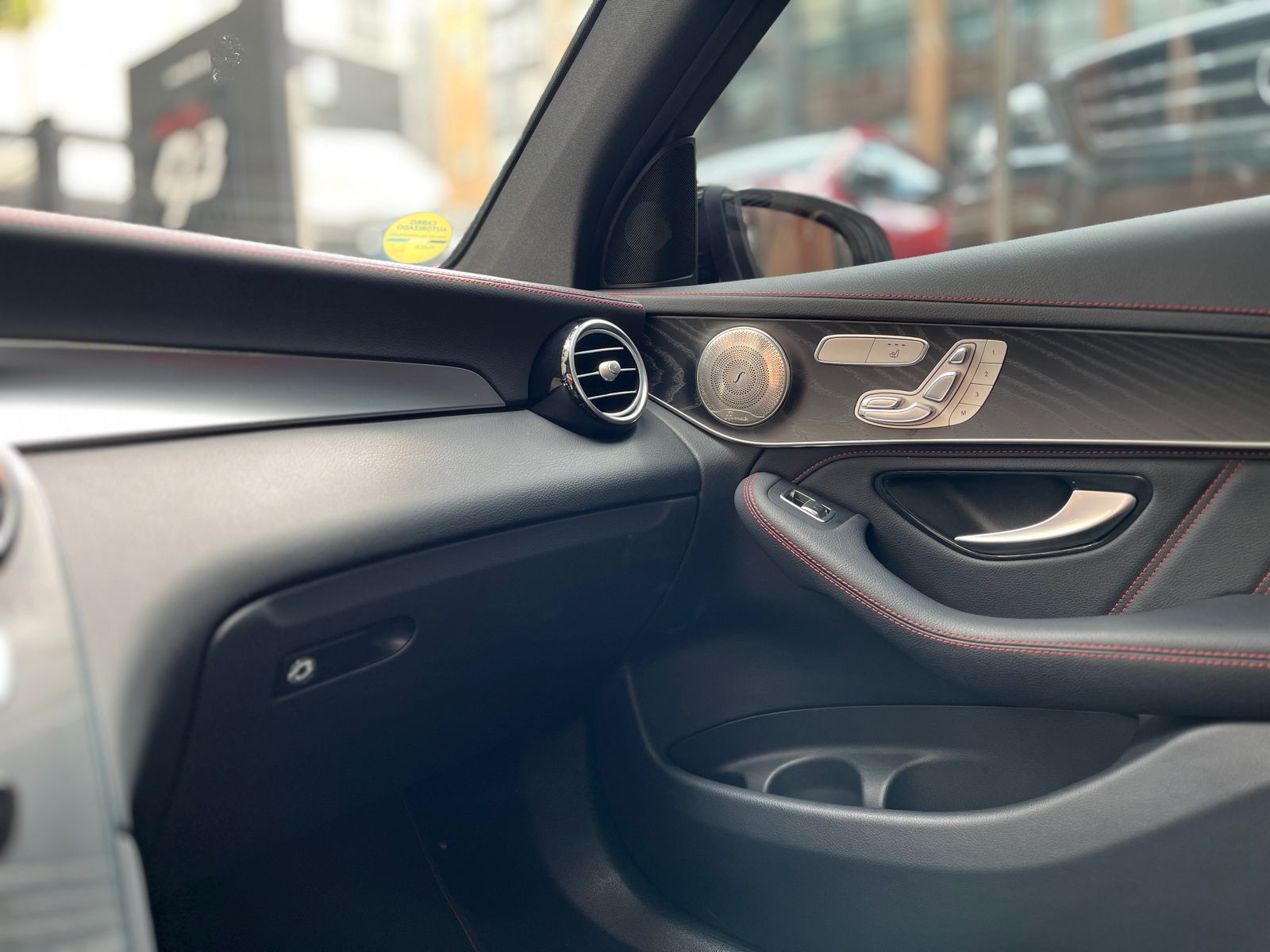 Mercedes-Benz GLC 43 AMG 4MATIC Modelo 2019 - Autos 93
