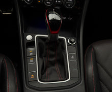 Cargar imagen en el visor de la galería, Volkswagen Jetta GLI Modelo 2023
