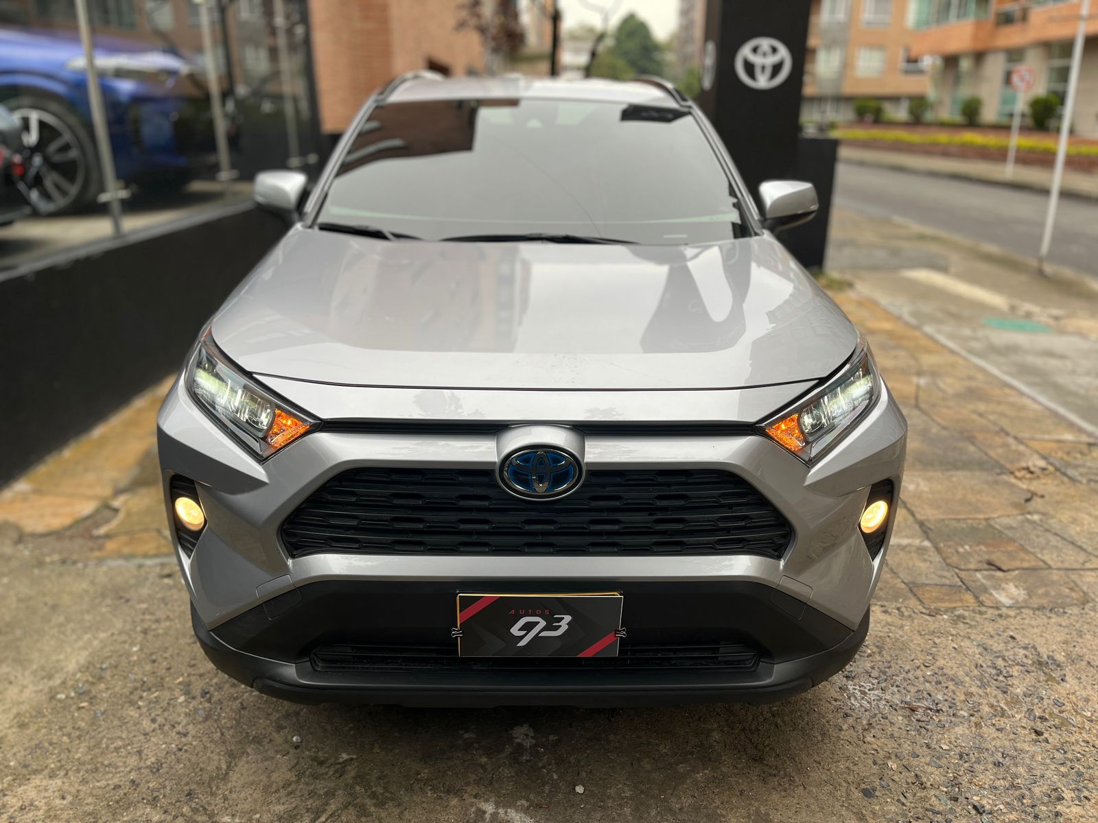Toyota RAV4 Hybrid Modelo 2021 - Autos 93