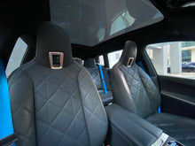 Cargar imagen en el visor de la galería, BMW IX xDrive40 Modelo 2023
