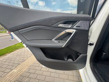 Cargar imagen en el visor de la galería, BMW iX2 XDrive30 M Modelo 2025
