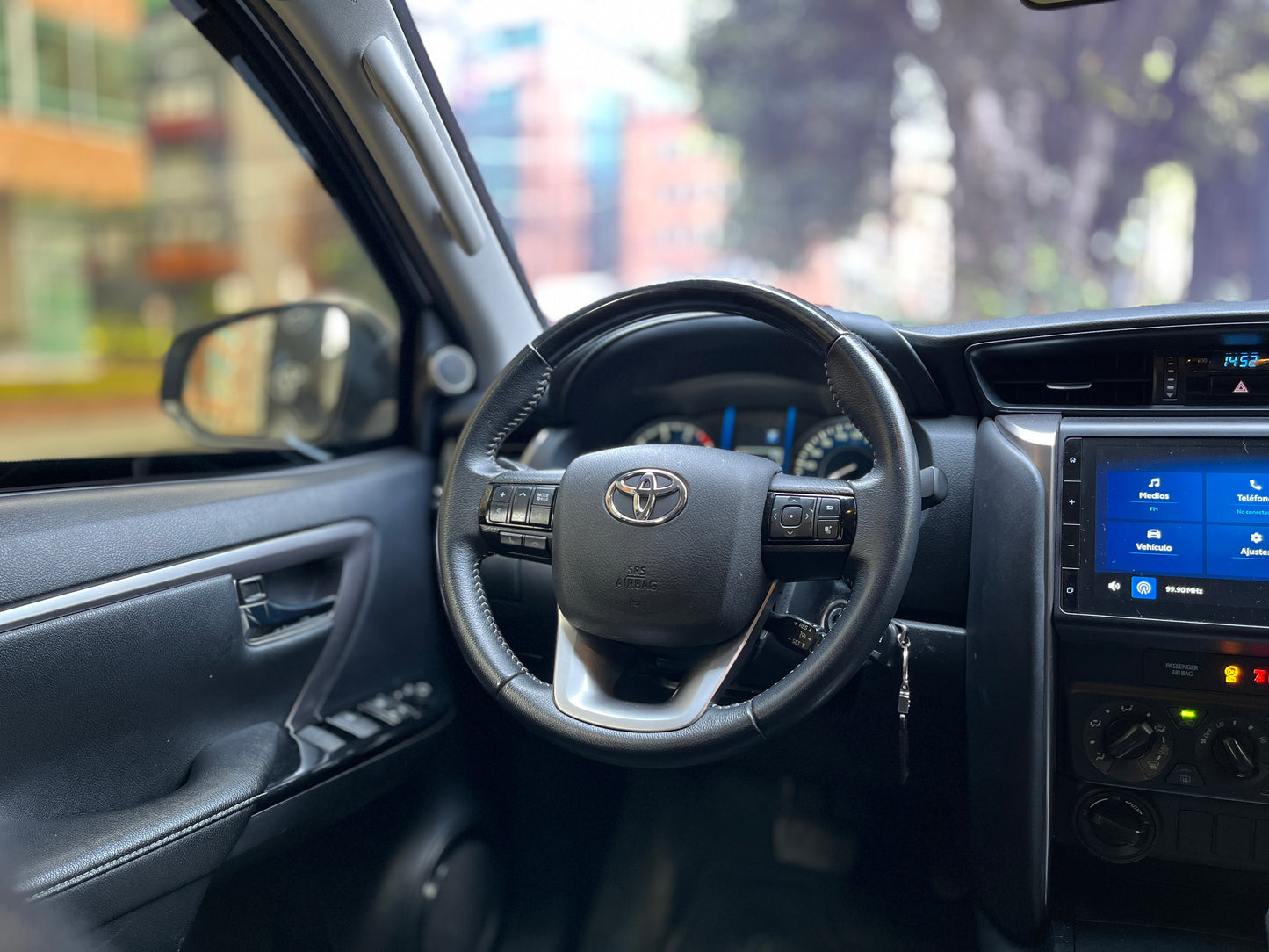 Toyota Fortuner SR 4x4 2.8 Diésel Blindada Modelo 2023