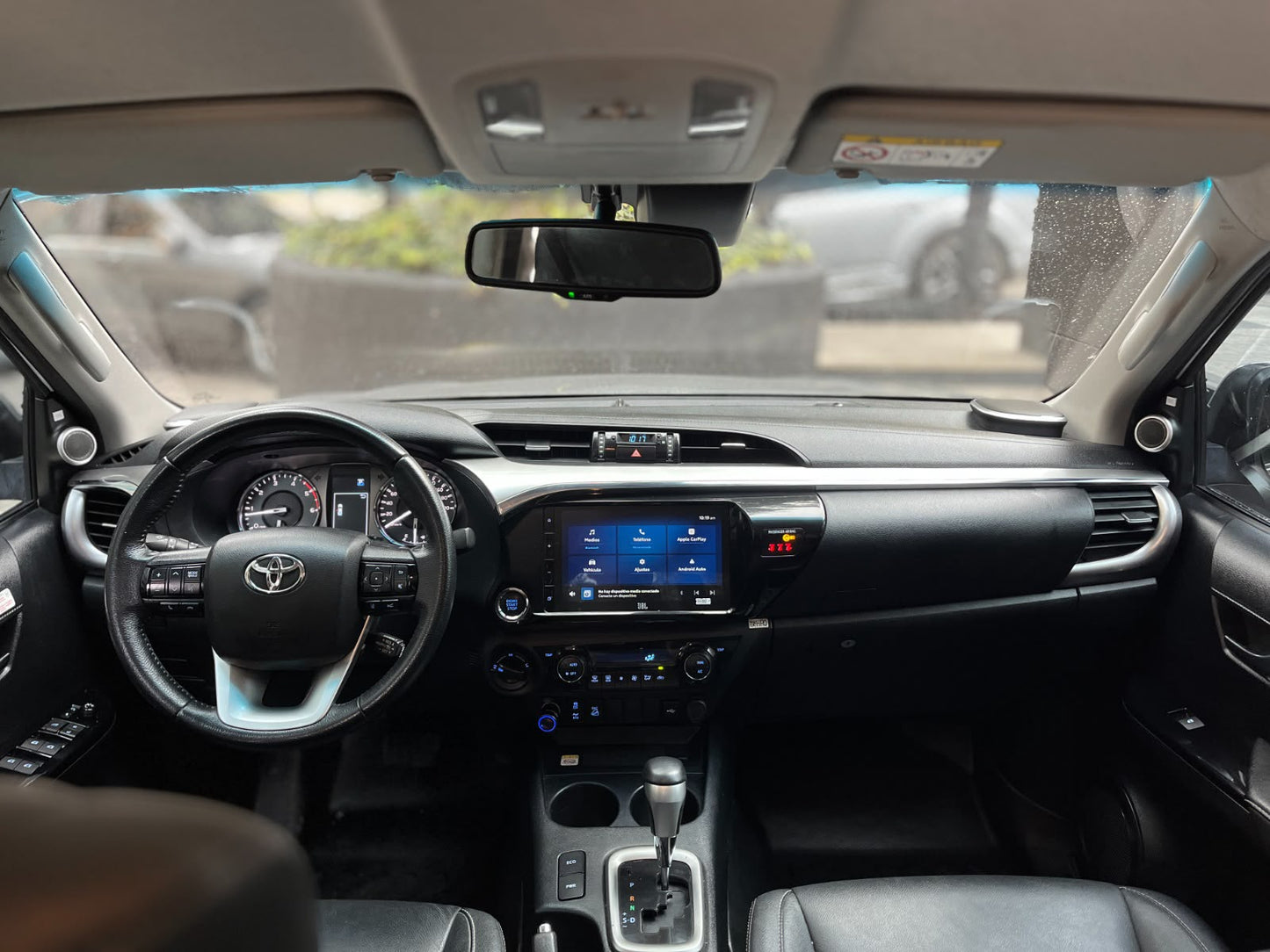 Toyota Hilux SRX 2.8 4x4 AT Modelo 2024