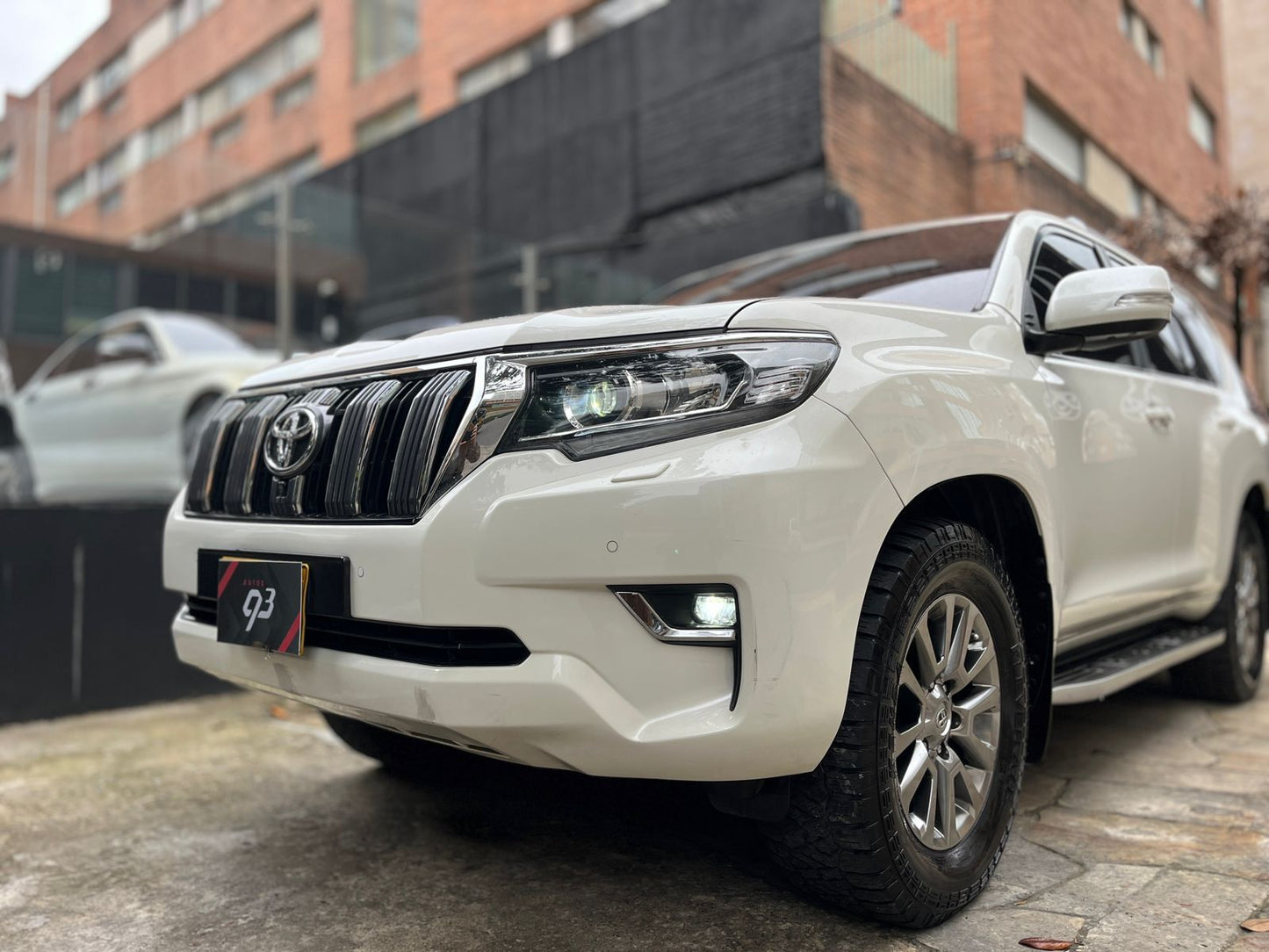 Toyota Prado VX Blindada Modelo 2020 - Autos 93