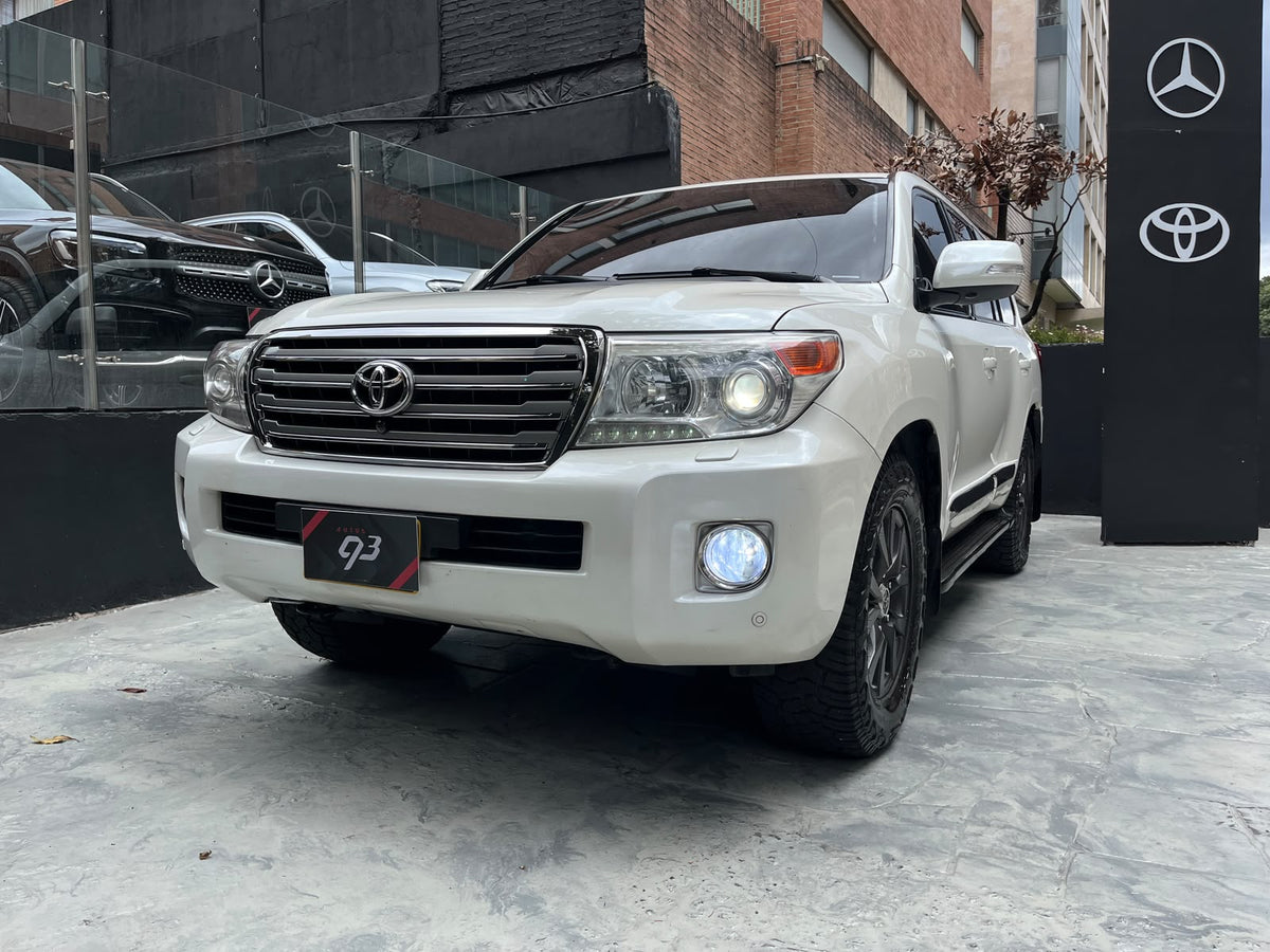 Toyota Land Cruiser 200 Modelo 2013 Blindada