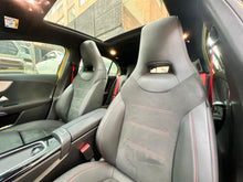 Cargar imagen en el visor de la galería, Mercedes-Benz AMG A45S 4MATIC Modelo 2023
