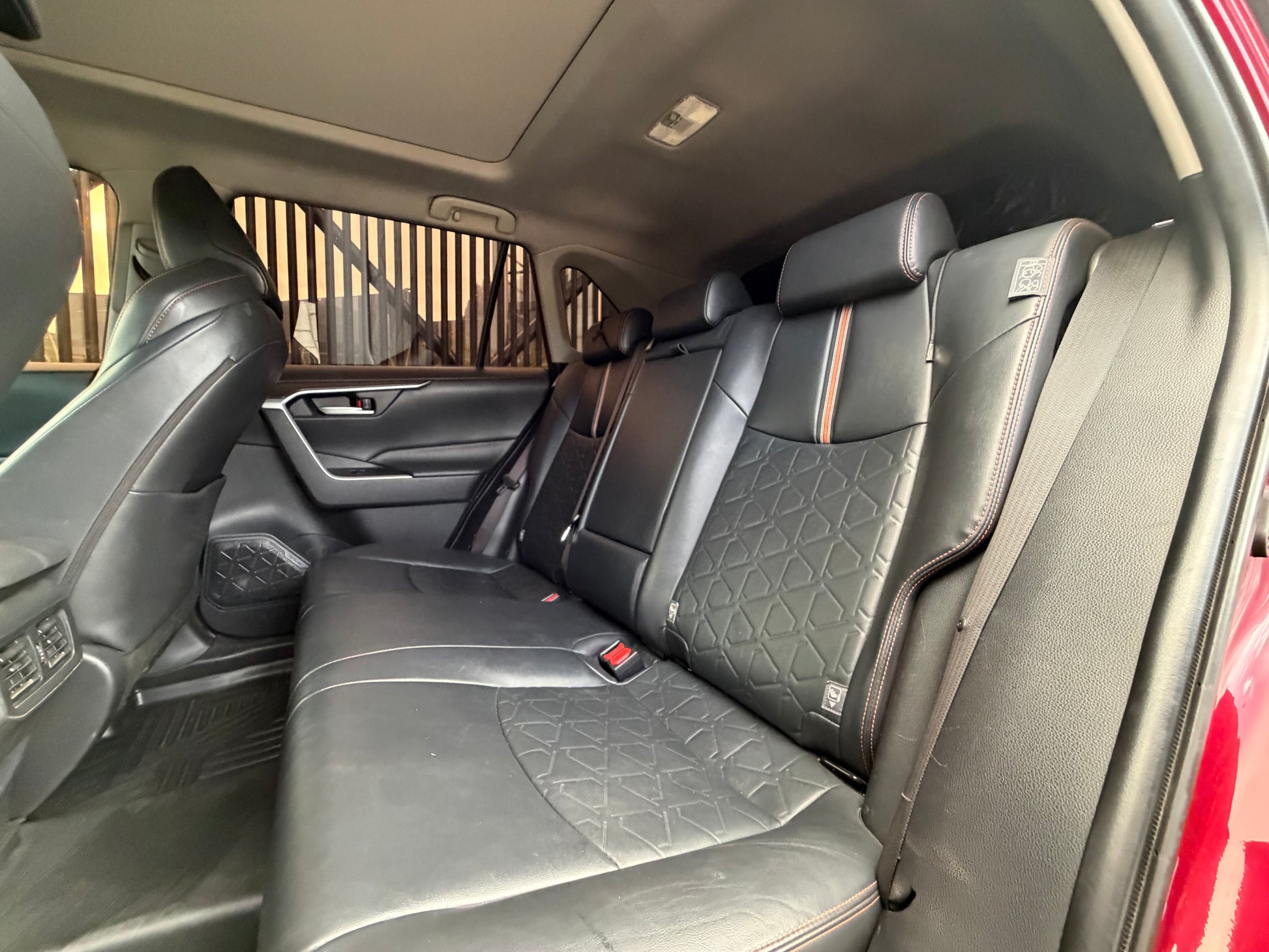 Toyota RAV4 X-ROAD 2.5 Modelo 2020 - Autos 93