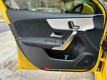 Cargar imagen en el visor de la galería, Mercedes-Benz AMG A45S 4MATIC Modelo 2023
