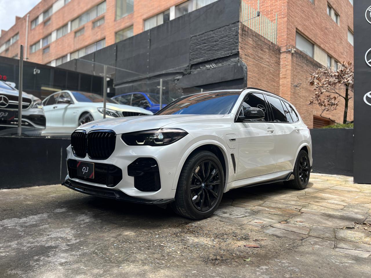 BMW X5 xDrive45e Modelo 2022