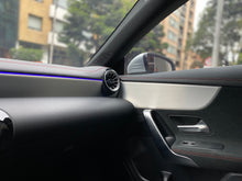 Cargar imagen en el visor de la galería, Mercedes-Benz CLA 200 Modelo 2023
