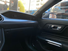 Cargar imagen en el visor de la galería, Ford Mustang Mach 1 Modelo 2022
