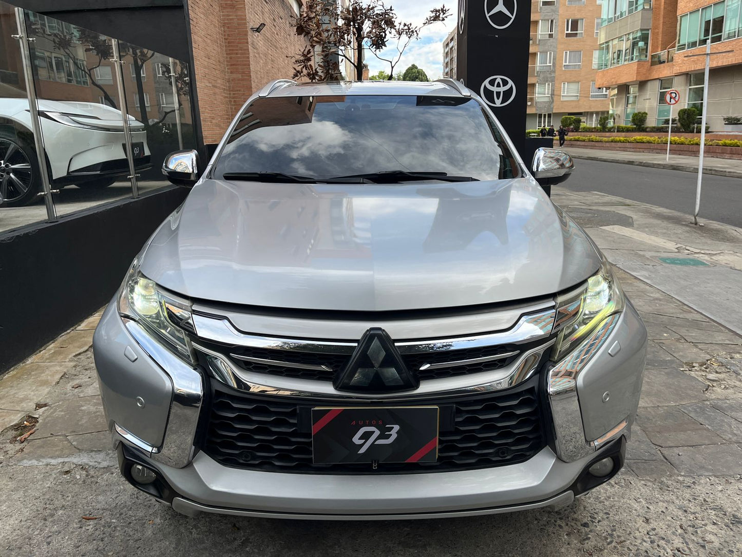 Mitsubishi Montero Modelo 2020