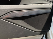 Cargar imagen en el visor de la galería, Audi E-Tron Sportback 55 Quattro Modelo 2022
