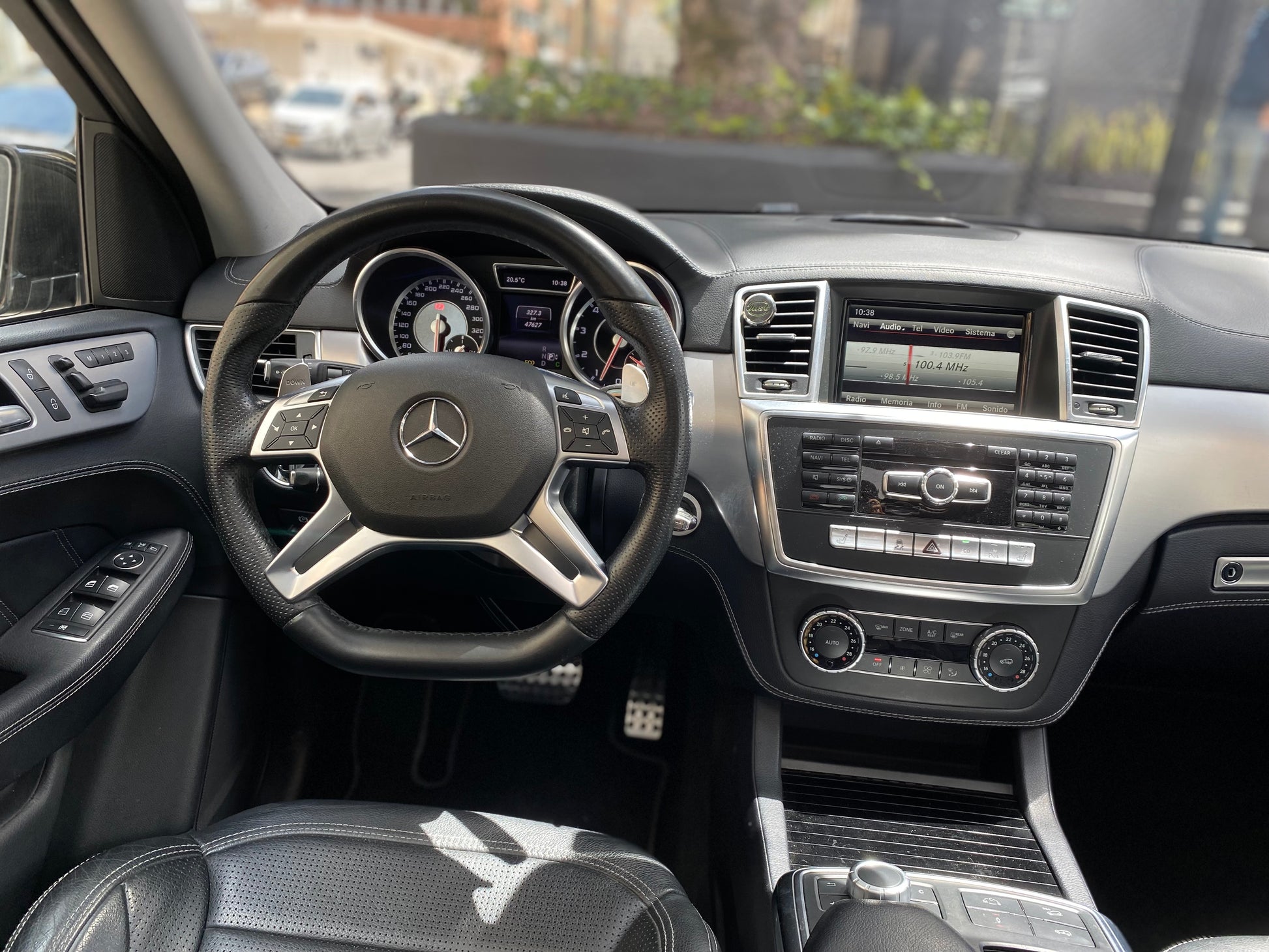 Mercedes-Benz ML63 AMG Modelo 2015 - Autos 93