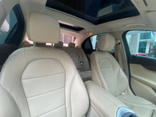 Cargar imagen en el visor de la galería, Mercedes-Benz C200 Modelo 2020
