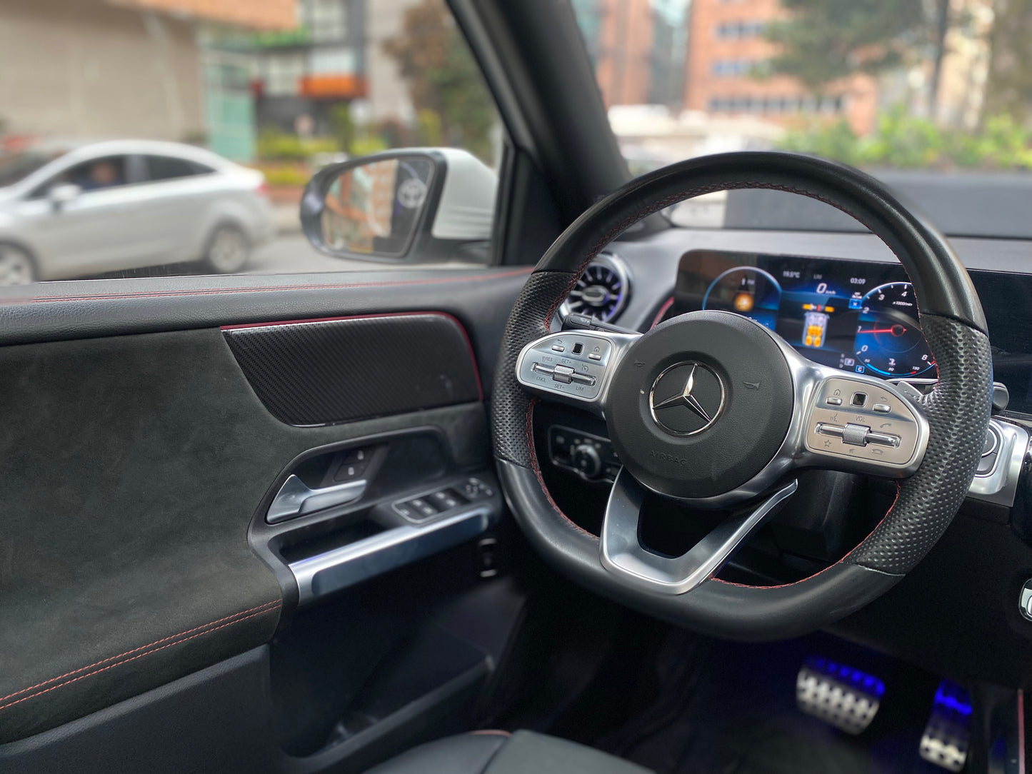 Mercedes-Benz GLB 200 Modelo 2023 - Autos 93