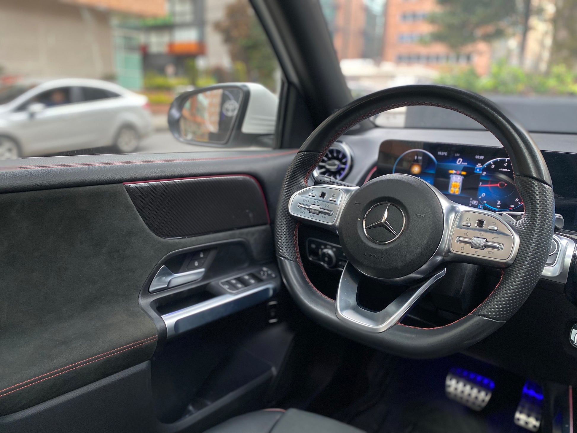 Mercedes-Benz GLB 200 Modelo 2023 - Autos 93