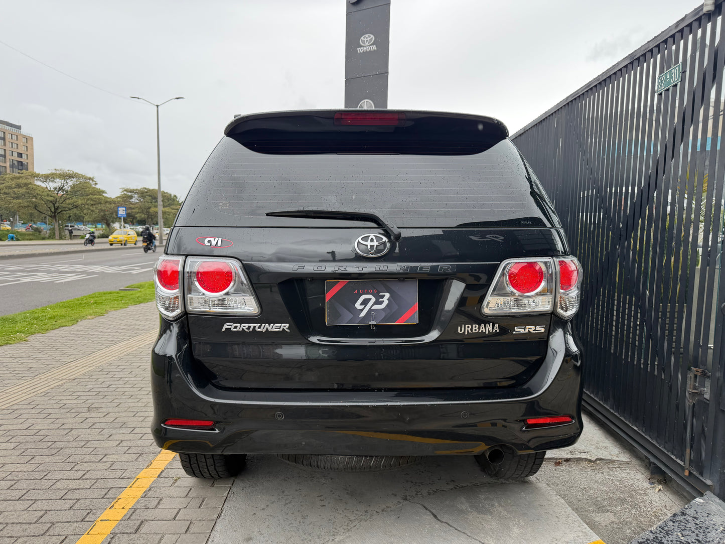 Toyota Fortuner SR5 Urbana Modelo 2012