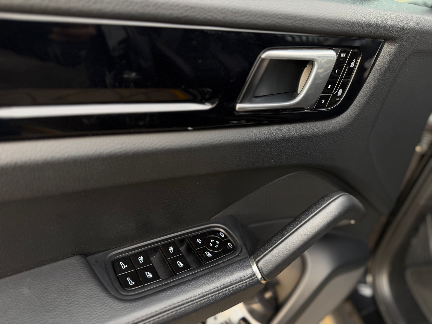 Porsche Cayenne Modelo 2019 - Autos 93