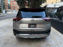 Cargar imagen en el visor de la galería, Nissan X-Trail Exclusive e-POWER Modelo 2024
