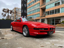 Cargar imagen en el visor de la galería, BMW 850i Modelo 1992
