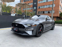 Cargar imagen en el visor de la galería, Ford Mustang GT Modelo 2022
