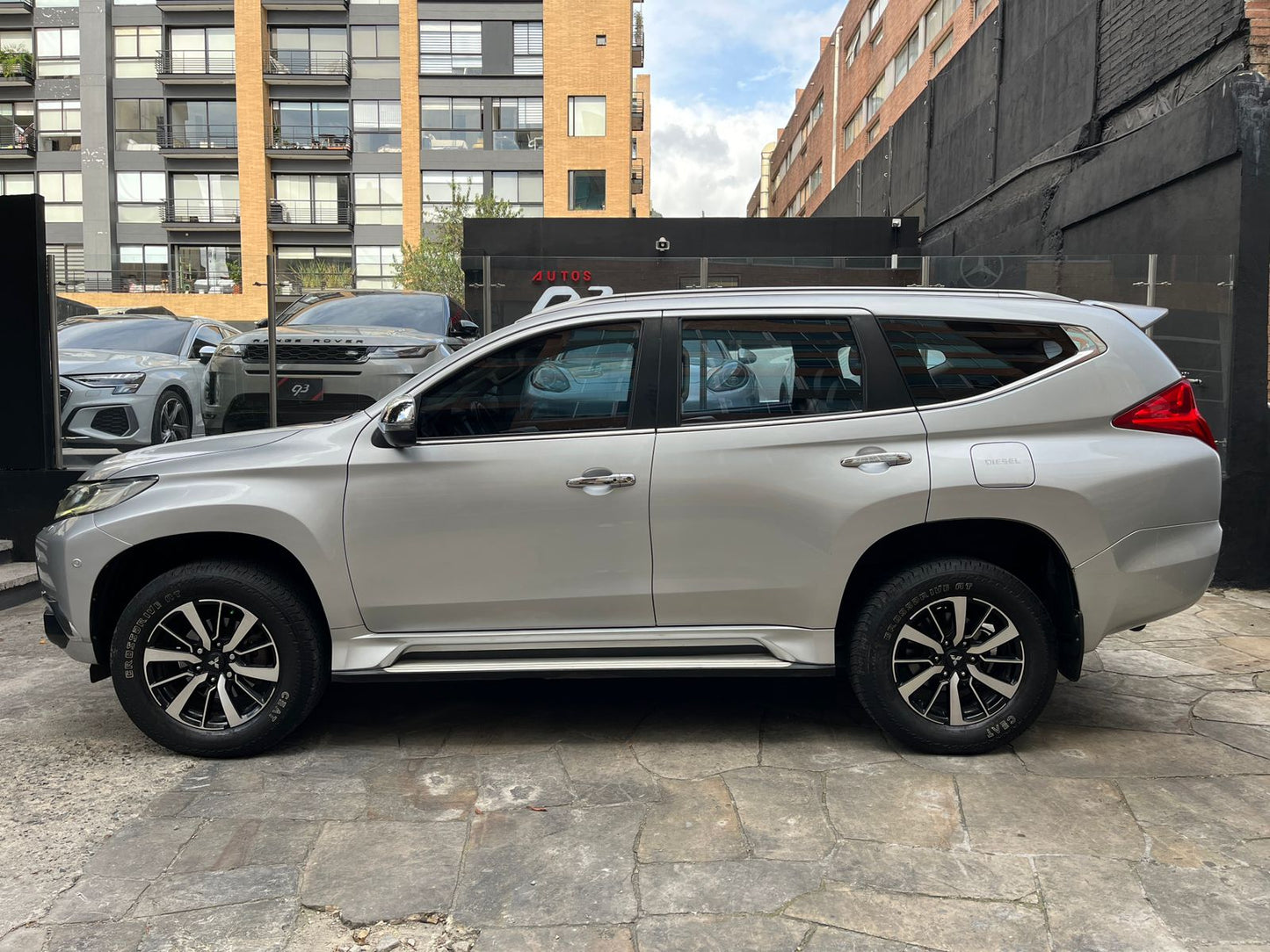 Mitsubishi Montero Modelo 2020