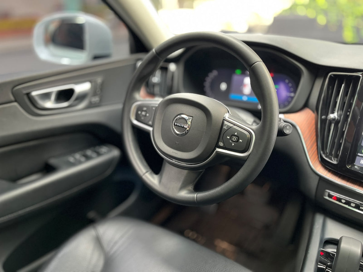 Volvo XC60 T8 Híbrida Enchufable Modelo 2024