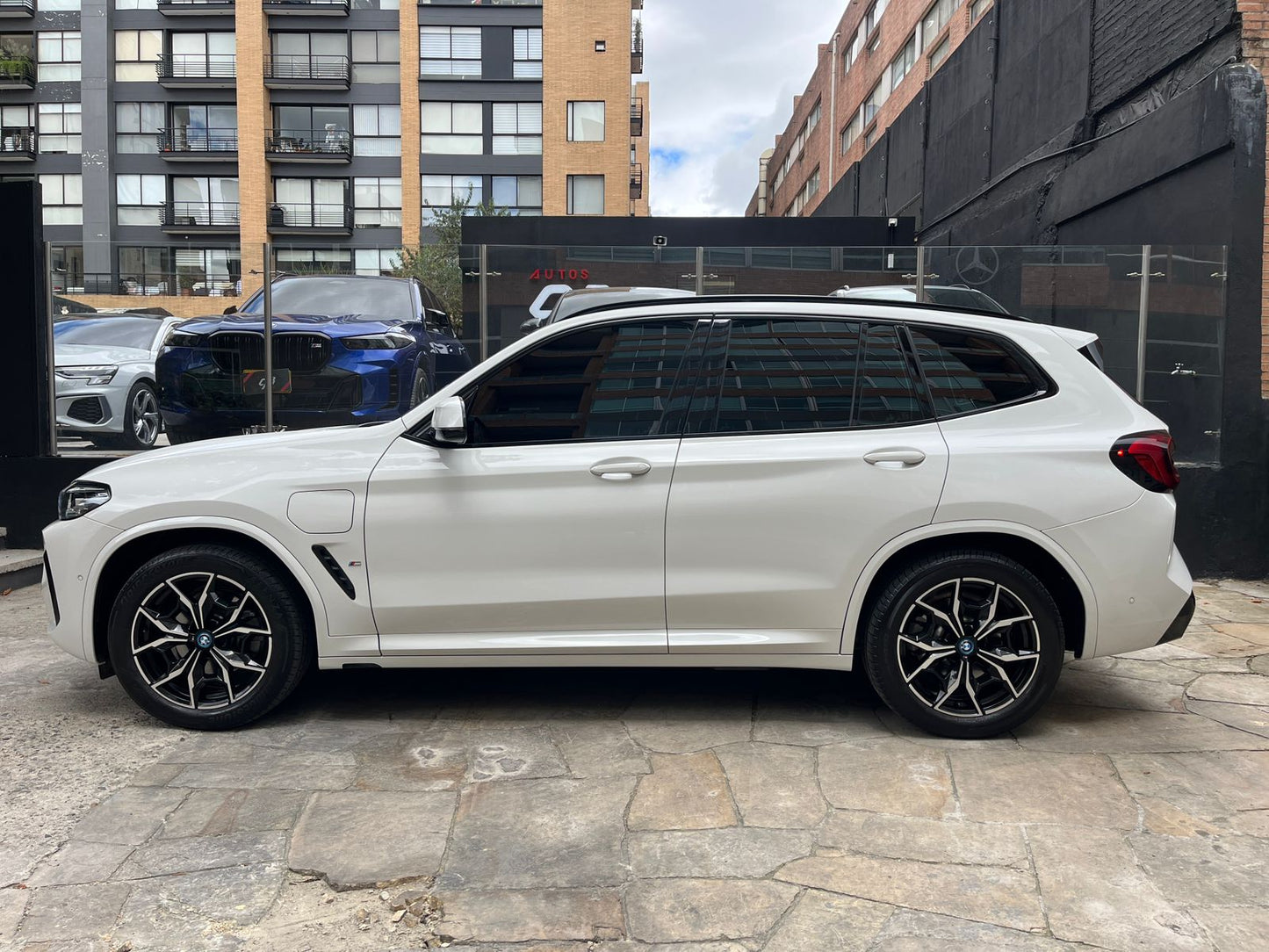 BMW X3 xDrive30e Modelo 2024 - Autos 93