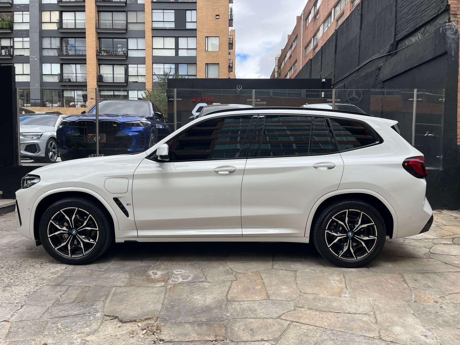 BMW X3 xDrive30e Modelo 2024 - Autos 93