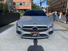 Cargar imagen en el visor de la galería, Mercedes-Benz A 200 HatchBack Modelo 2022

