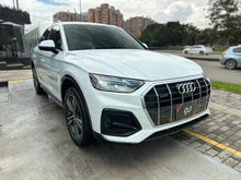Cargar imagen en el visor de la galería, Audi Q5 Sportback Híbrida Modelo 2022
