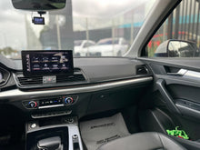 Cargar imagen en el visor de la galería, Audi Q5 Sportback Híbrida Modelo 2022
