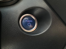 Cargar imagen en el visor de la galería, Toyota Corolla Cross XEI Híbrida Modelo 2022

