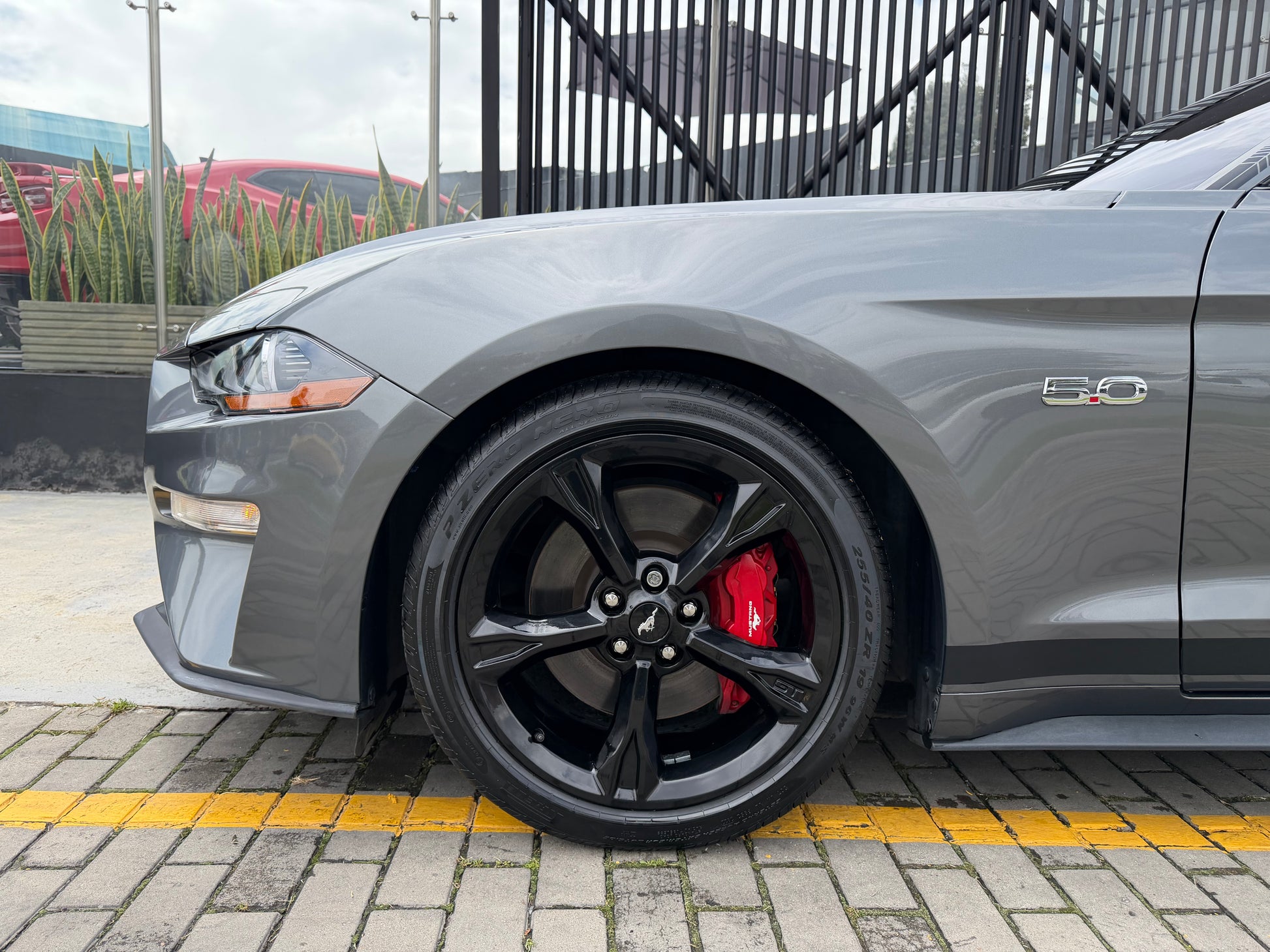 Ford Mustang GT Modelo 2022 - Autos 93