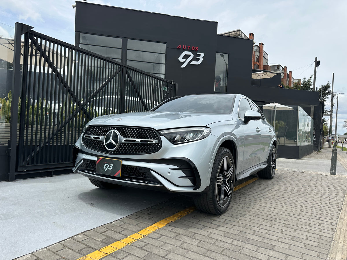 Mercedes-Benz GLC 300 Coupé 4MATIC Modelo 2025
