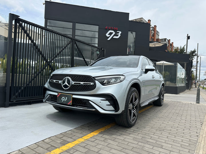 Mercedes-Benz GLC 300 Coupé 4MATIC Modelo 2025