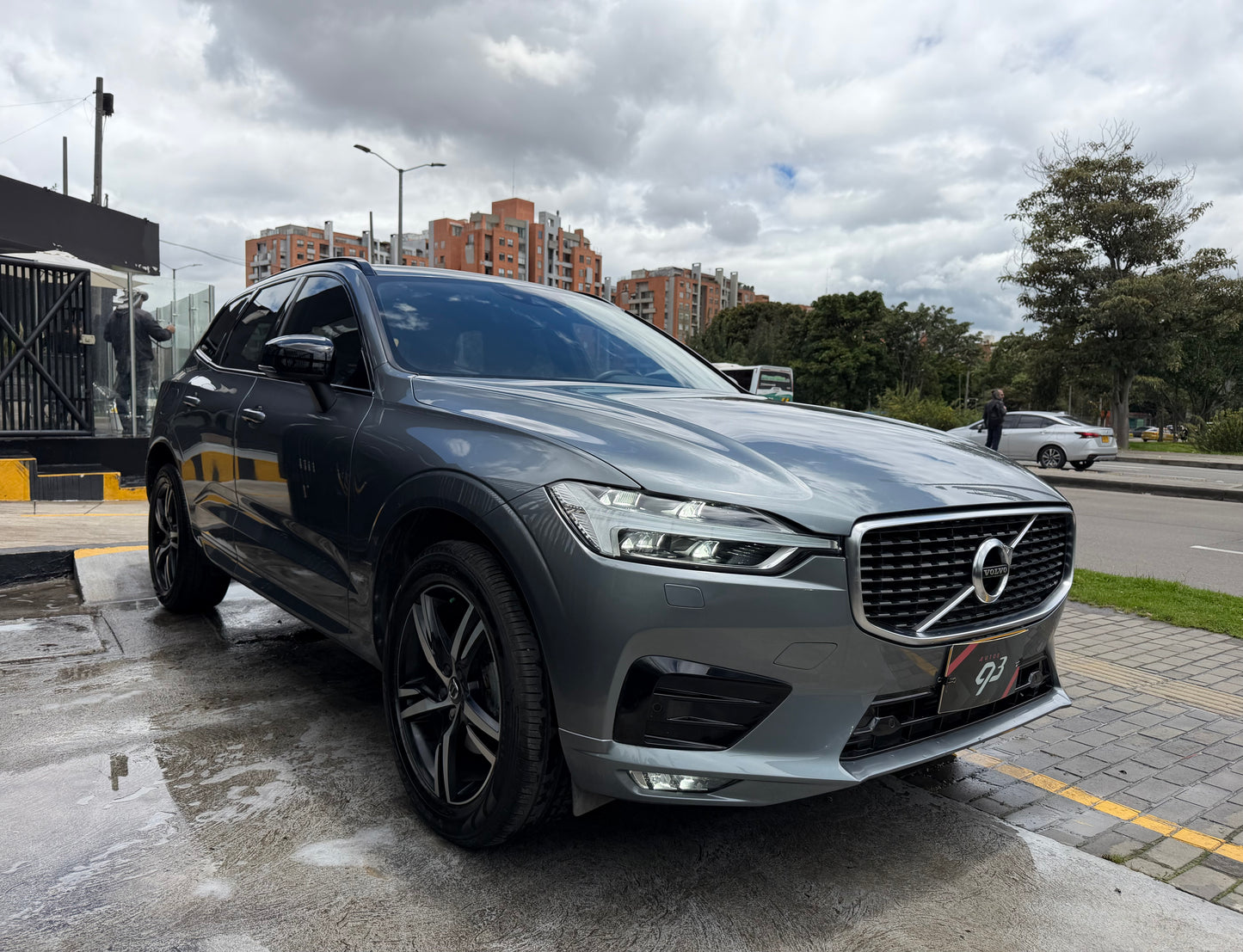 Volvo XC60 T5 R-Design Polestar AWD Modelo 2020
