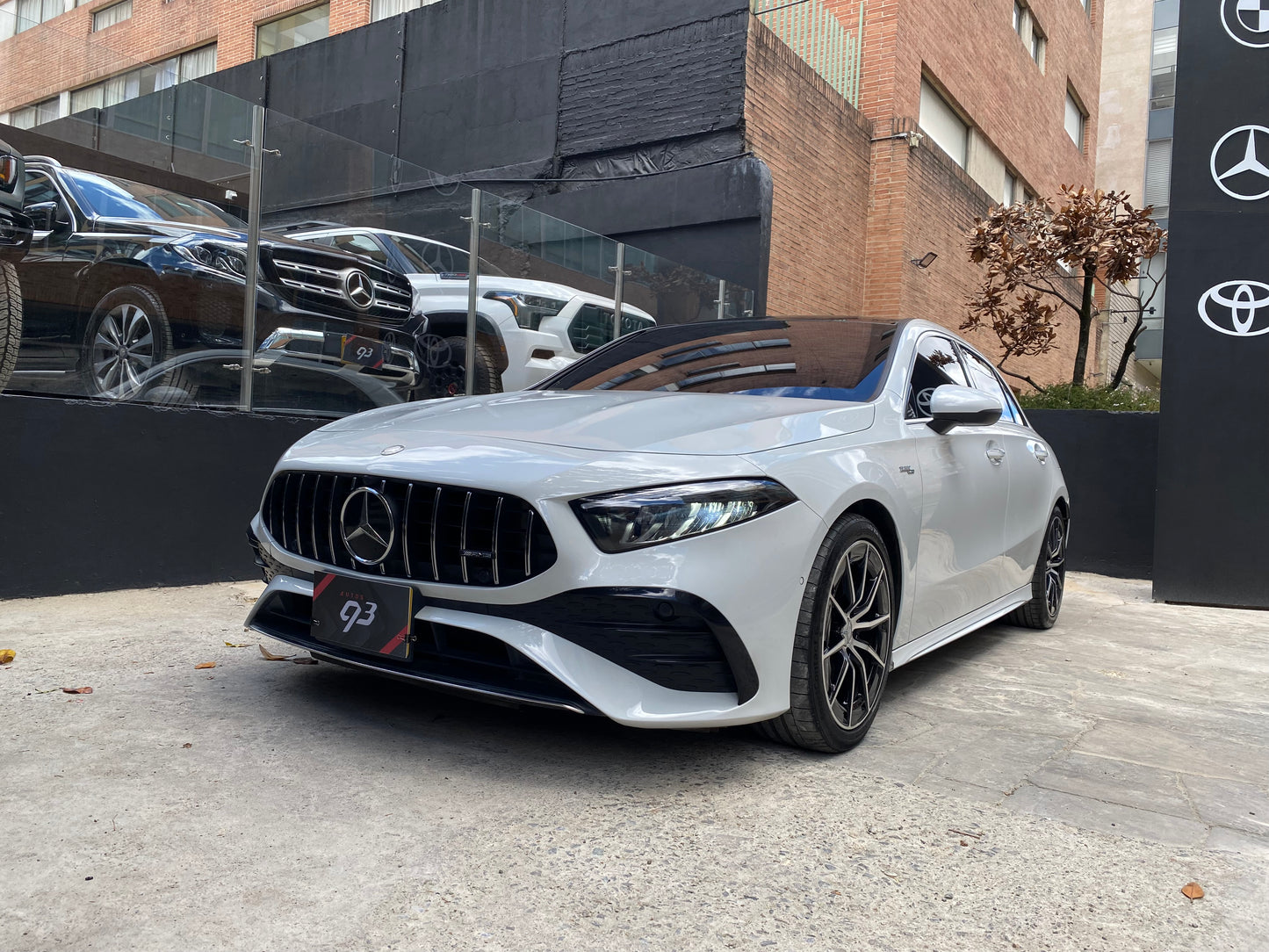 Mercedes-Benz AMG A35 4MATIC Híbrido Modelo 2023 - Autos 93