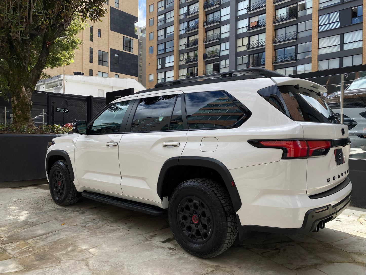 Toyota Sequoia TRD PRO Hibrida Modelo 2025