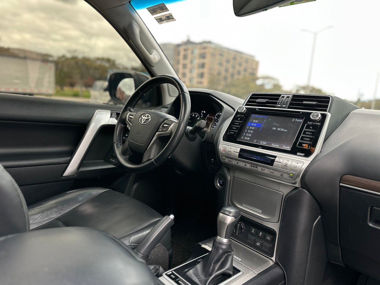 Toyota Prado VX Modelo 2020
