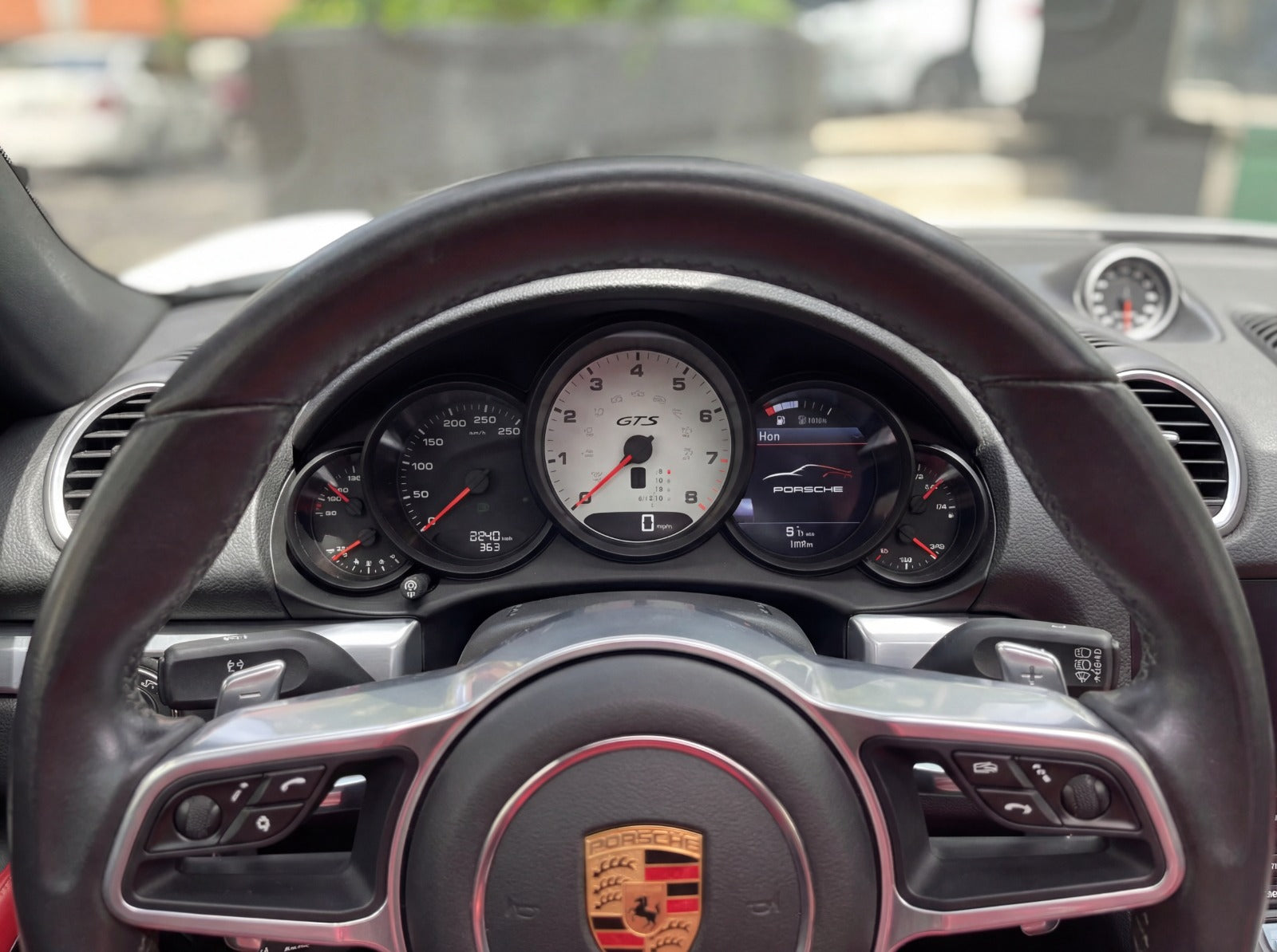 Porsche 911 GTS Coupé Modelo 2018 - Autos 93