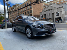 Cargar imagen en el visor de la galería, Mercedes-Benz C200 Modelo 2019
