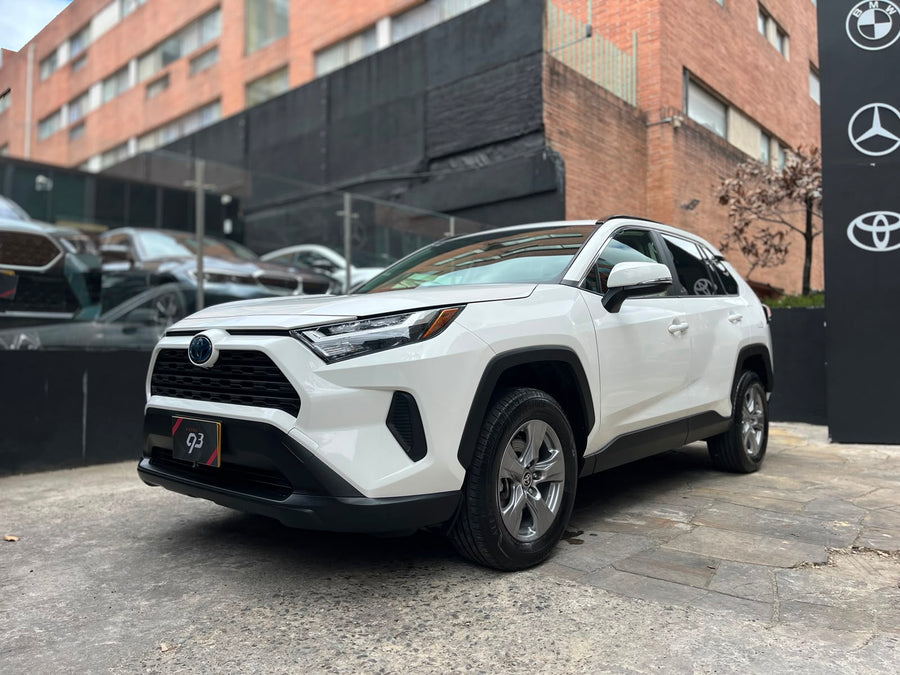 Toyota RAV4 LE Hybrid Modelo 2024