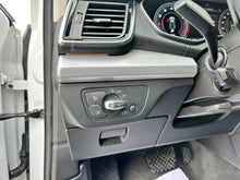 Cargar imagen en el visor de la galería, Audi Q5 Sportback Híbrida Modelo 2022
